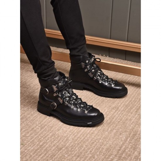 2023FW DIOR boots where you can easily enjoy fashion 2023FW DIOR boots where you can easily enjoy fashion