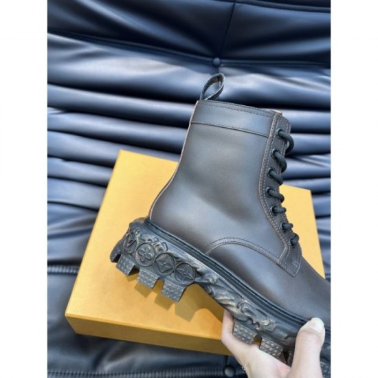 LOUIS VUITTON Autumn/Winter Essentials 2023FW Boots LOUIS VUITTON Autumn/Winter Essentials 2023FW Boots