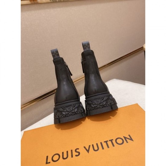 LOUIS VUITTON 2023FW boots that will definitely be popular this winter LOUIS VUITTON 2023FW boots that will definitely be popular this winter