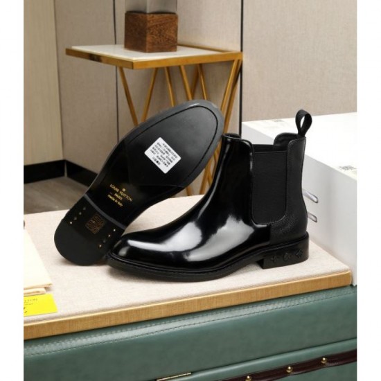 LOUIS VUITTON Louis Vuitton is gaining attention now 2023FW boots LOUIS VUITTON Louis Vuitton is gaining attention now 2023FW boots