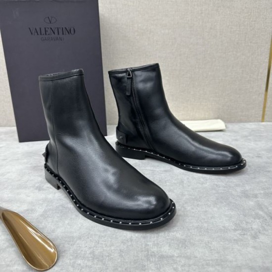 2023FW VALENTINO boots that will draw attention to your feet 2023FW VALENTINO boots that will draw attention to your feet