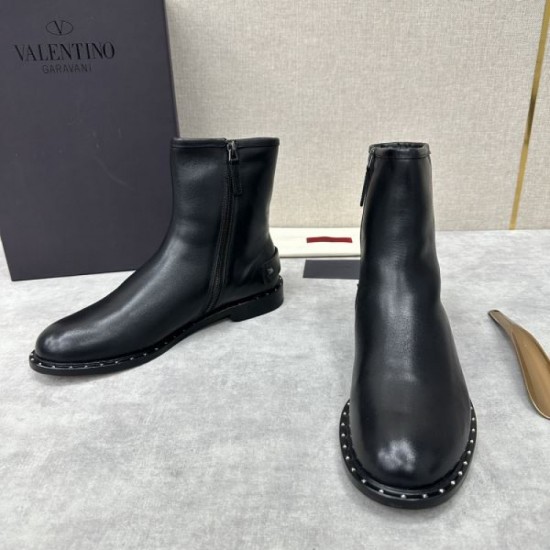 2023FW VALENTINO boots that will draw attention to your feet 2023FW VALENTINO boots that will draw attention to your feet