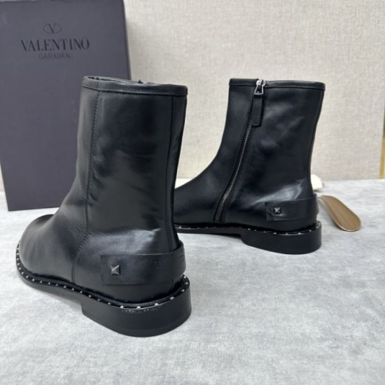 2023FW VALENTINO boots that will draw attention to your feet 2023FW VALENTINO boots that will draw attention to your feet