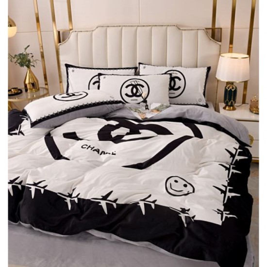 2023FW CHANEL bedding that is useful during the change of seasons 2023FW CHANEL bedding that is useful during the change of seasons