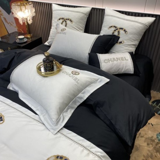 2023FW Style that can be used for winter CHANEL Bedding 2023FW Style that can be used for winter CHANEL Bedding