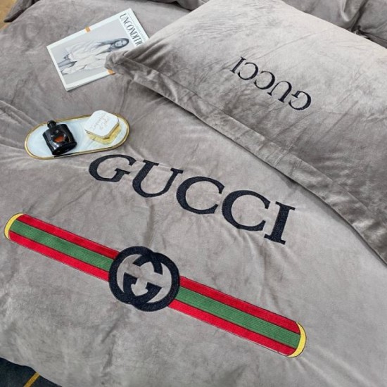 2023FW Celebrities Get This Season GUCCI Gucci Bedding 2023FW Celebrities Get This Season GUCCI Gucci Bedding