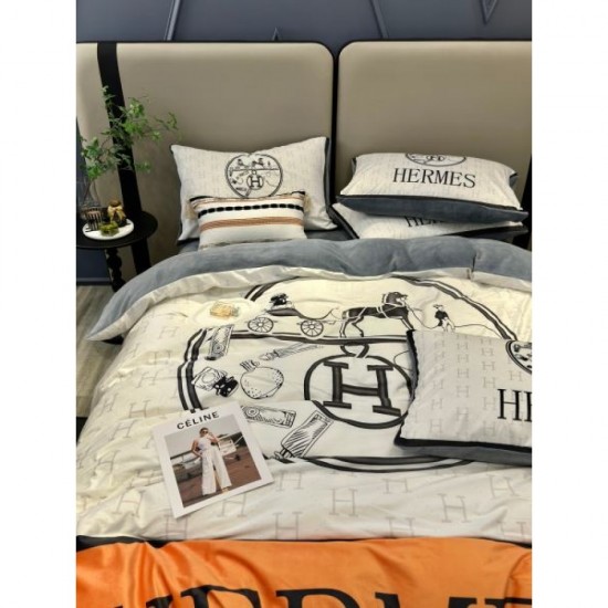 2023FW New winter products that transcend borders and eras HERMES Bedding 2023FW New winter products that transcend borders and eras HERMES Bedding