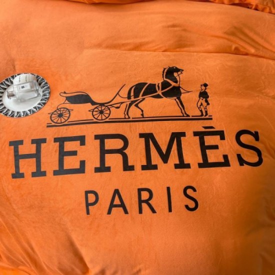 2023FW Elegant, refreshing, and highly likable HERMES Bedding 2023FW Elegant, refreshing, and highly likable HERMES Bedding