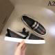 BURBERRY Burberry casual shoes 2023AW magazine published domestic BURBERRY Burberry casual shoes 2023AW magazine published domestic