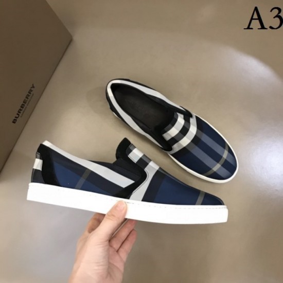 BURBERRY Burberry casual shoes 2023AW magazine published domestic BURBERRY Burberry casual shoes 2023AW magazine published domestic