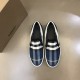 BURBERRY Burberry casual shoes 2023AW magazine published domestic BURBERRY Burberry casual shoes 2023AW magazine published domestic
