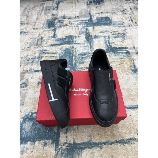 FERRAGAMO Salvatore Ferragamo casual shoes 2023AW magazine publication FERRAGAMO Salvatore Ferragamo casual shoes 2023AW magazine publication