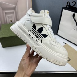This season's trend is to incorporate GUCCI Gucci casual shoes into your 2023FW clothing.