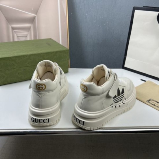 This season's trend is to incorporate GUCCI Gucci casual shoes into your 2023FW clothing. This season's trend is to incorporate GUCCI Gucci casual shoes into your 2023FW clothing.