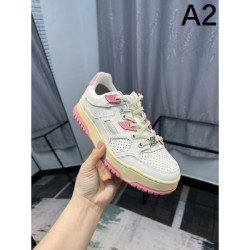GUCCI Gucci Limited Edition New Winter 2023FW Casual Shoes