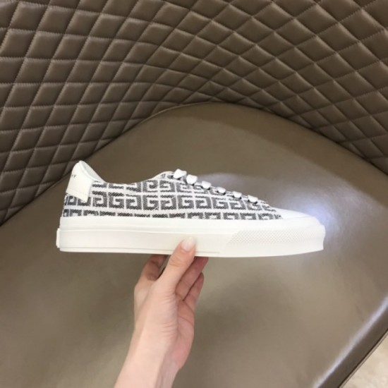 GIVENCHY Givenchy casual shoes 2023AW super rare difficult to obtain GIVENCHY Givenchy casual shoes 2023AW super rare difficult to obtain