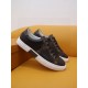 LOUIS VUITTON Louis Vuitton casual shoes 2023AW hard-to-find items LOUIS VUITTON Louis Vuitton casual shoes 2023AW hard-to-find items