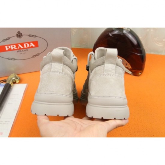PRADA Prada casual shoes 2023AW Magazines are also featured in many new works PRADA Prada casual shoes 2023AW Magazines are also featured in many new works
