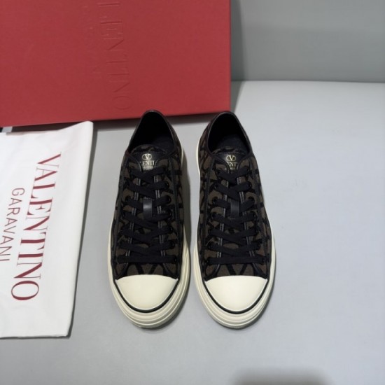 2023SS popularity No. 1 VALENTINO Valentino casual shoes 2023SS popularity No. 1 VALENTINO Valentino casual shoes