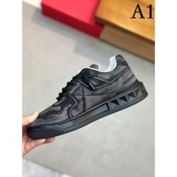 Comfortable to wear 2023SS casual shoes VALENTINO Valentino