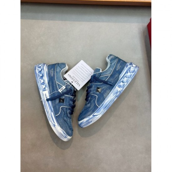 Comfortable to wear 2023SS casual shoes VALENTINO Valentino Comfortable to wear 2023SS casual shoes VALENTINO Valentino