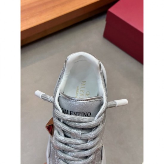Leading role of coordination 2023SS casual shoes VALENTINO Valentino Leading role of coordination 2023SS casual shoes VALENTINO Valentino