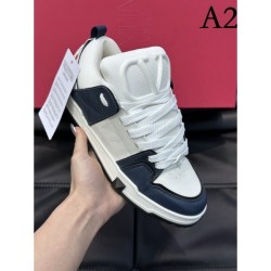 Classic design 2023FW casual shoes VALENTINO Valentino