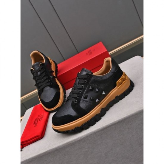 VALENTINO Valentino local price sale 2023FW casual shoes VALENTINO Valentino local price sale 2023FW casual shoes