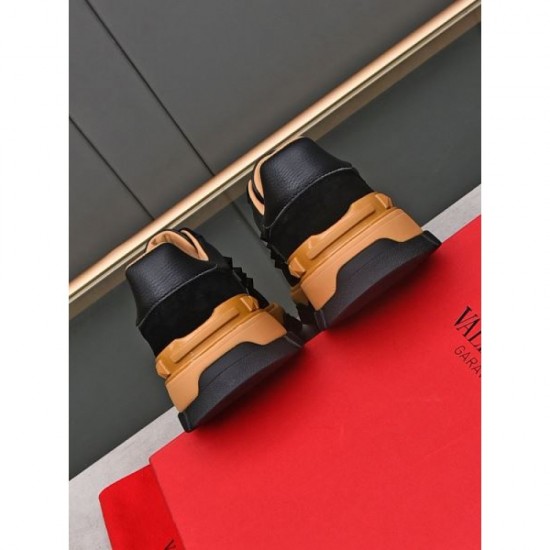 VALENTINO Valentino local price sale 2023FW casual shoes VALENTINO Valentino local price sale 2023FW casual shoes