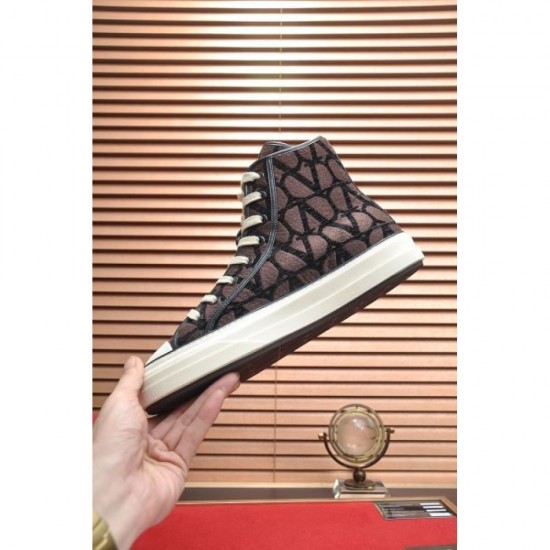 VALENTINO Latest Items 2023FW Casual Shoes VALENTINO Latest Items 2023FW Casual Shoes