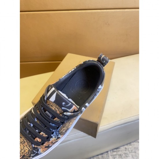 2023SS limited price VERSACE Versace casual shoes 2023SS limited price VERSACE Versace casual shoes