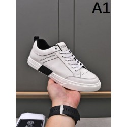 2023FW VERSACE Casual Shoes Used by Many Celebrities