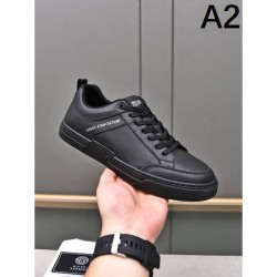 2023FW VERSACE Casual Shoes Used by Many Celebrities