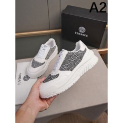 VERSACE Autumn/Winter Trend 2023FW Casual Shoes