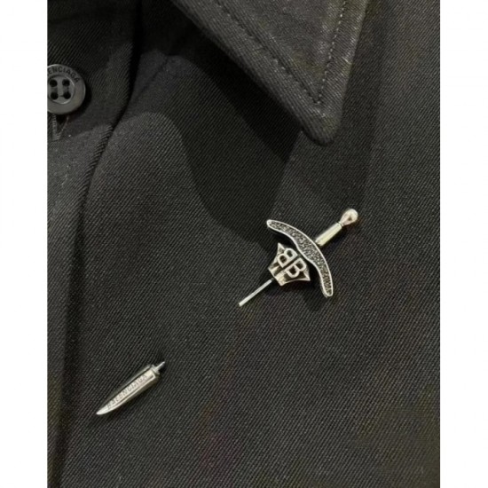 BALENCIAGA Balenciaga brooch 2023SS spring limited eternal classic BALENCIAGA Balenciaga brooch 2023SS spring limited eternal classic