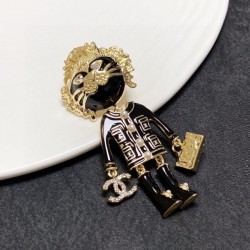 2023SS brooch CHANEL Chanel which is very popular with celebrities now