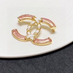 2023SS brooch celebrities get this season CHANEL Chanel