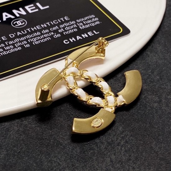 2023SS brooch celebrities get this season CHANEL Chanel 2023SS brooch celebrities get this season CHANEL Chanel