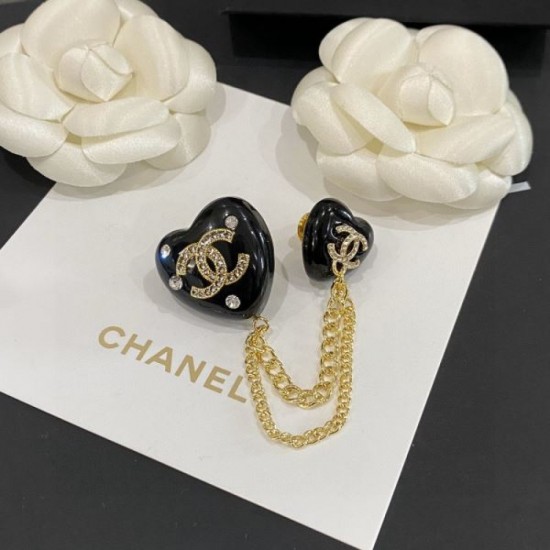 CHANEL Latest advance fashionable logo 2023FW brooch CHANEL Latest advance fashionable logo 2023FW brooch