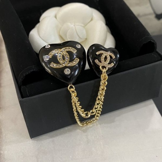 CHANEL Latest advance fashionable logo 2023FW brooch CHANEL Latest advance fashionable logo 2023FW brooch