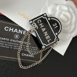 CHANEL Latest advance fashionable logo 2023FW brooch