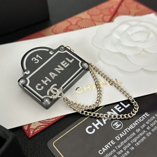 CHANEL Latest advance fashionable logo 2023FW brooch CHANEL Latest advance fashionable logo 2023FW brooch