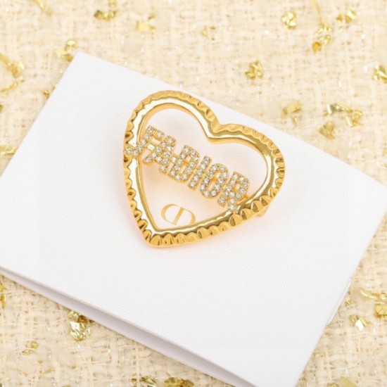 2023SS brooch celebrities are crazy brand new DIOR Dior 2023SS brooch celebrities are crazy brand new DIOR Dior