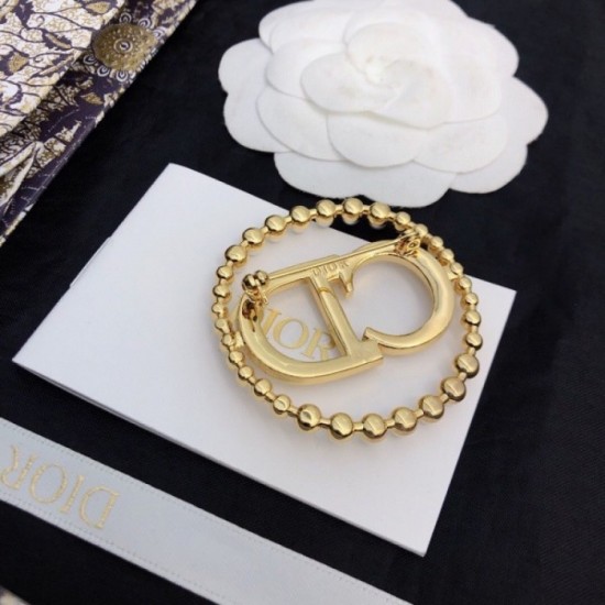 2023SS brooch A new DIOR Dior that has been featured in many magazines 2023SS brooch A new DIOR Dior that has been featured in many magazines
