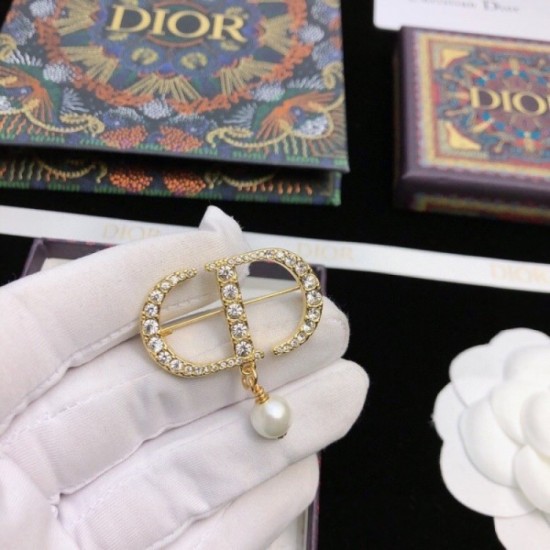 2023SS brooch new item Dress elegantly DIOR Dior 2023SS brooch new item Dress elegantly DIOR Dior