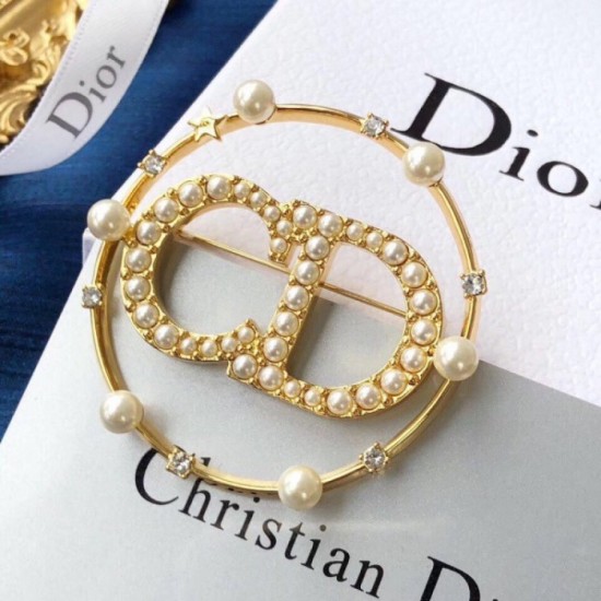 DIOR Dior brooch 2023SS Enjoy spring and summer fashion DIOR Dior brooch 2023SS Enjoy spring and summer fashion