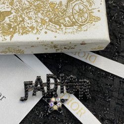2023FW Brooch DIOR New item in pursuit of Dior trends