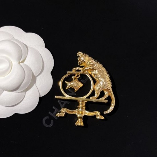DIOR Fashionable autumn/winter style 2023FW brooch DIOR Fashionable autumn/winter style 2023FW brooch