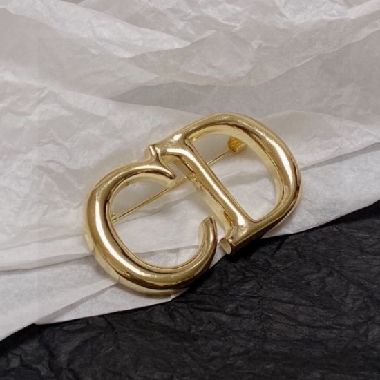 DIOR Dior continues to be popular 2023FW brooch DIOR Dior continues to be popular 2023FW brooch