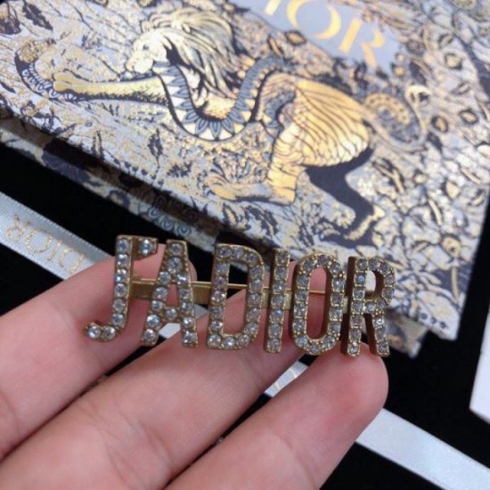 DIOR Dior 2023FW brooch that gives you a youthful impression and a lively look DIOR Dior 2023FW brooch that gives you a youthful impression and a lively look